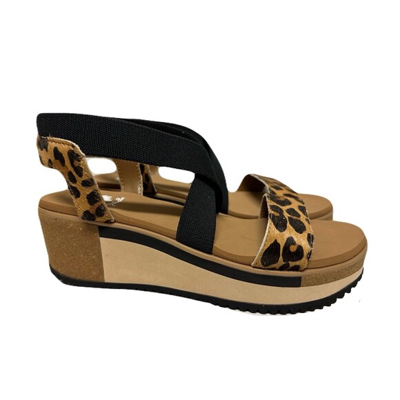 NEW Yellowbox Womens Size 7.5 Janalee Cow Hair Leopard Wedge Sandals Black Tan - Picture 2 of 9